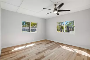 4234 Harrisburg St NE, Saint Petersburg, FL 33703 - Photo 10