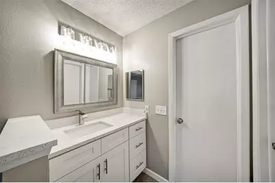 5140 Nashville Drive, Tampa, FL 33624 - Photo 20