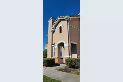 17902 Villa Creek Drive #17902, Tampa, FL 33647 - Photo 2