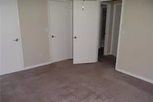 11901 4th Street N, Saint Petersburg, FL 33716 - Photo 16