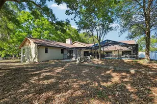 17922 Clear Lake Dr, Lutz, FL 33548 - Photo 74