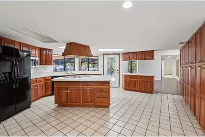 17922 Clear Lake Drive, Lutz, FL 33548 - Photo 28