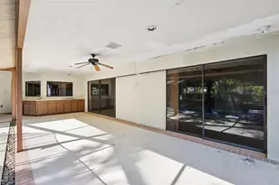 17922 Clear Lake Dr, Lutz, FL 33548 - Photo 64