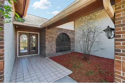 17922 Clear Lake Drive, Lutz, FL 33548 - Photo 8