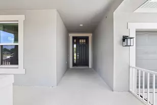 3021 Parapet Ter Pl, Plant City, FL 33565 - Photo 2