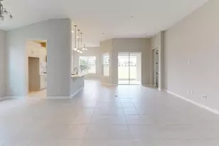 3021 Parapet Terrace Pl, Plant City, FL 33565 - Photo 8