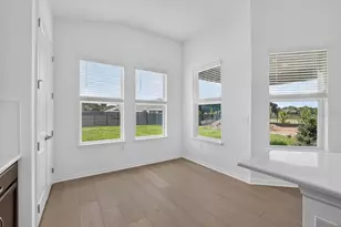 3021 Parapet Ter Pl, Plant City, FL 33565 - Photo 8