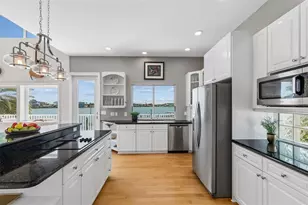 874 Bay Point Dr, Madeira Beach, FL 33708 - Photo 24