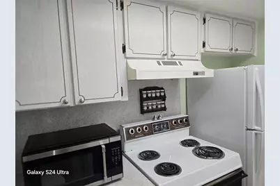 6044 22nd Avenue N #2, Saint Petersburg, FL 33710 - Photo 14