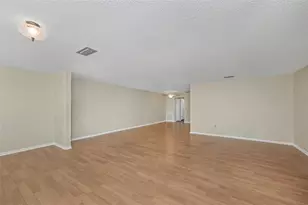 2850 59th Street S, Gulfport, FL 33707 - Photo 8