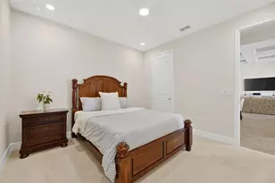 914 Signet Dr, Apollo Beach, FL 33572 - Photo 38