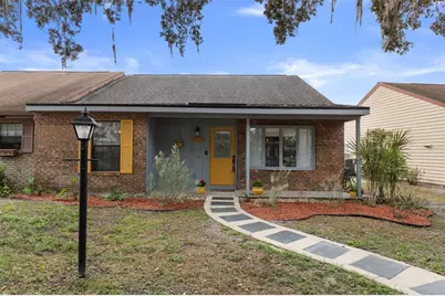 35120 Whispering Oaks Boulevard, Dade City, FL 33523 - Photo 1