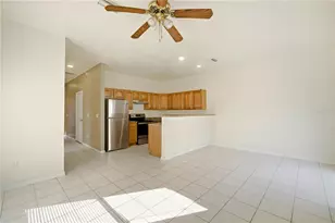 1102 Citrus Hill Ct, Seffner, FL 33584 - Photo 8