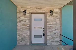 16108 5th St E, Redington Beach, FL 33708 - Photo 4