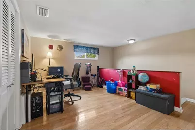 6815 Mitchell Circle, Tampa, FL 33634 - Photo 42