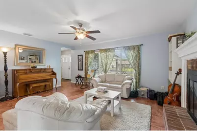 6815 Mitchell Circle, Tampa, FL 33634 - Photo 10