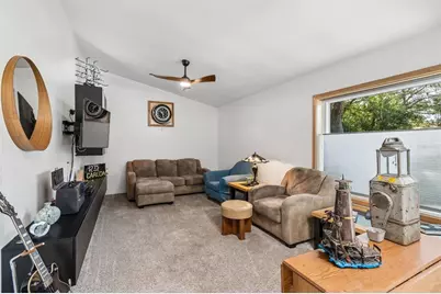 7995 Chaucer Drive, Weeki Wachee, FL 34607 - Photo 22