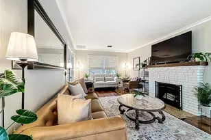 231 15th Ave NE, Saint Petersburg, FL 33704 - Photo 2