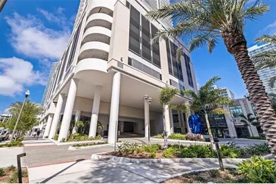 275 1st Avenue S #2201, Saint Petersburg, FL 33701 - Photo 1