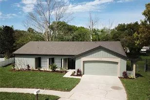 13009 Sandburst Ln, Hudson, FL 34667 - Photo 2