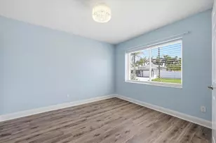 7891 4th Ave S, Saint Petersburg, FL 33707 - Photo 34