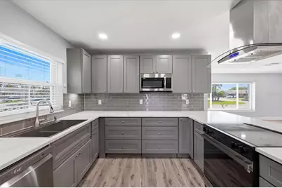 7891 4th Avenue S, Saint Petersburg, FL 33707 - Photo 30