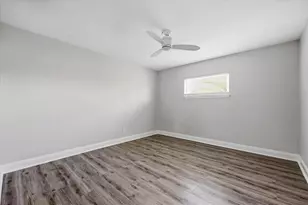 7891 4th Ave S, Saint Petersburg, FL 33707 - Photo 46