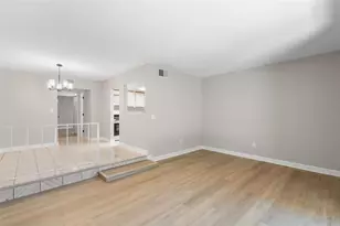 505 Plaza Seville Ct, Treasure Island, FL 33706 - Photo 18