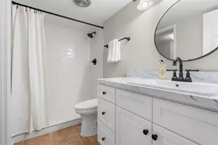 505 Plaza Seville Ct, Treasure Island, FL 33706 - Photo 20