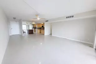 10355 Paradise Blvd, Treasure Island, FL 33706 - Photo 18