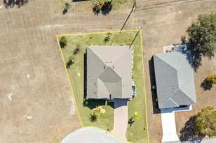 25463 Bandito Ct, Punta Gorda, FL 33955 - Photo 30