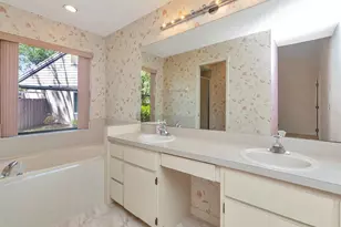 1955 Sandalwood Pl, Clearwater, FL 33760 - Photo 10