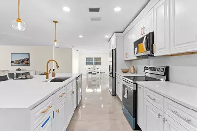 9244 79th Avenue, Seminole, FL 33777 - Photo 12