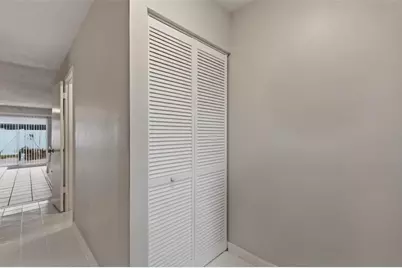 16143 Rambling Vine Drive E, Tampa, FL 33624 - Photo 4