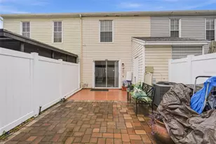 16143 Rambling Vine Dr E, Tampa, FL 33624 - Photo 82