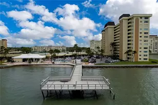 4650 Cove Cir, Saint Petersburg, FL 33708 - Photo 36