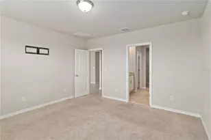102 Lovely Ct, Plant City, FL 33566 - Photo 12
