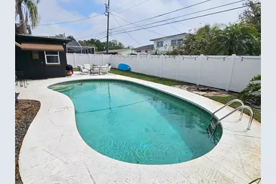 13472 Bellewood Avenue, Seminole, FL 33776 - Photo 26