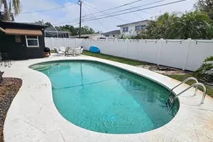 13472 Bellewood Ave, Seminole, FL 33776 - Photo 26