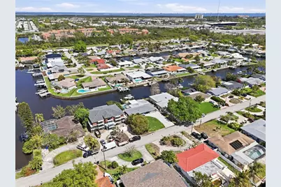 9571 Sun Isle Drive NE, Saint Petersburg, FL 33702 - Photo 44