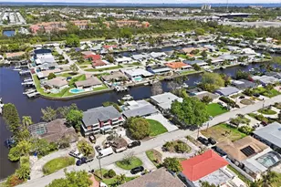 9571 Sun Isle Dr NE, Saint Petersburg, FL 33702 - Photo 44