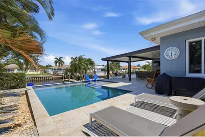 9571 Sun Isle Drive NE, Saint Petersburg, FL 33702 - Photo 34