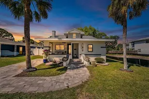 1875 Michigan Ave NE, Saint Petersburg, FL 33703 - Photo 2