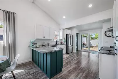 1875 Michigan Avenue NE, Saint Petersburg, FL 33703 - Photo 16