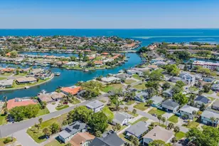 1875 Michigan Ave NE, Saint Petersburg, FL 33703 - Photo 40