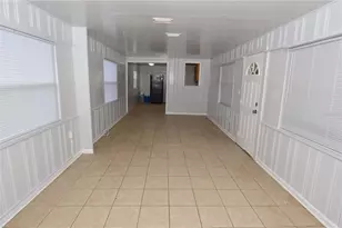 6855 Dartmouth Ave N, Saint Petersburg, FL 33710 - Photo 38