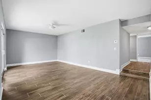 507 Plaza Seville Ct, Treasure Island, FL 33706 - Photo 6