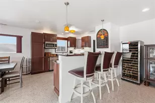 532 Crystal Dr, Madeira Beach, FL 33708 - Photo 8