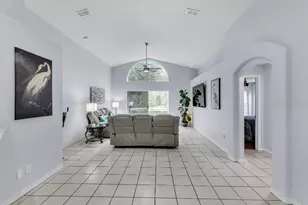 4932 Ridgemoor Cir, Palm Harbor, FL 34685 - Photo 12