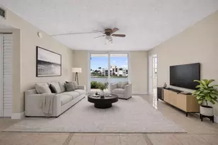 7540 Bay Island Dr S, South Pasadena, FL 33707 - Photo 4